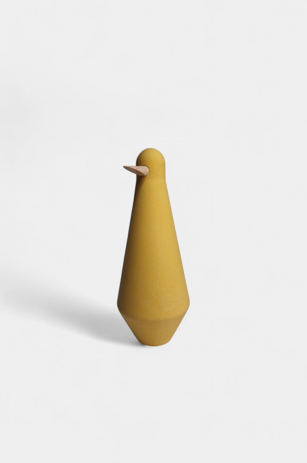 Pinguïn Alfie - H 20 cm Decoratie House Raccoon Golden Yellow